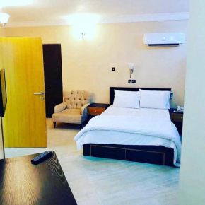 Luxury 2 Bedroom Apartment away from home